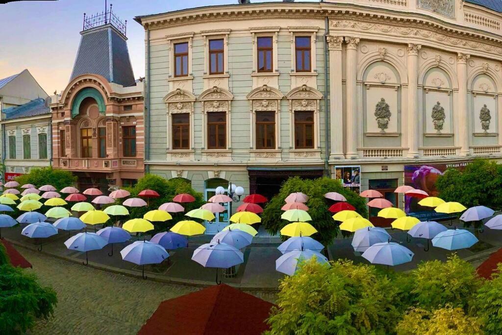 Chira Chiralina Classic Apartment Brăila エクステリア 写真