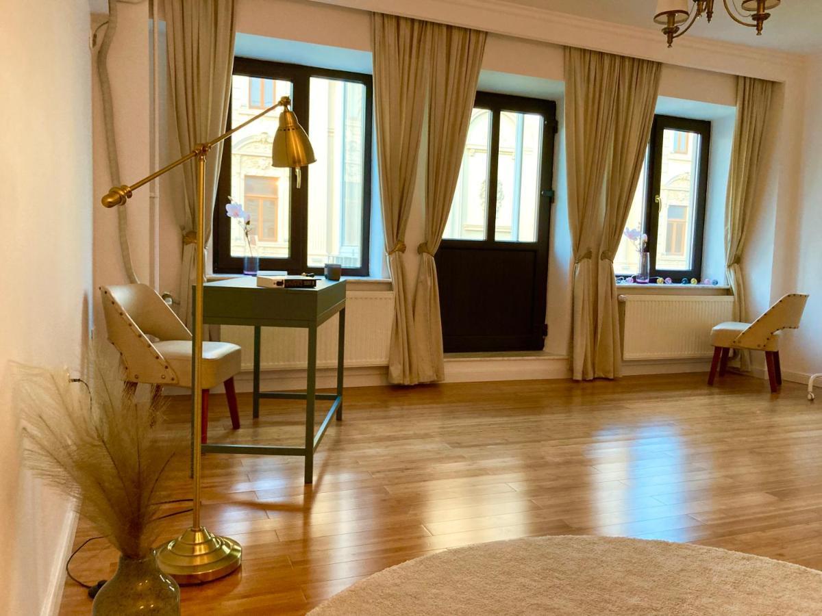Chira Chiralina Classic Apartment Brăila エクステリア 写真