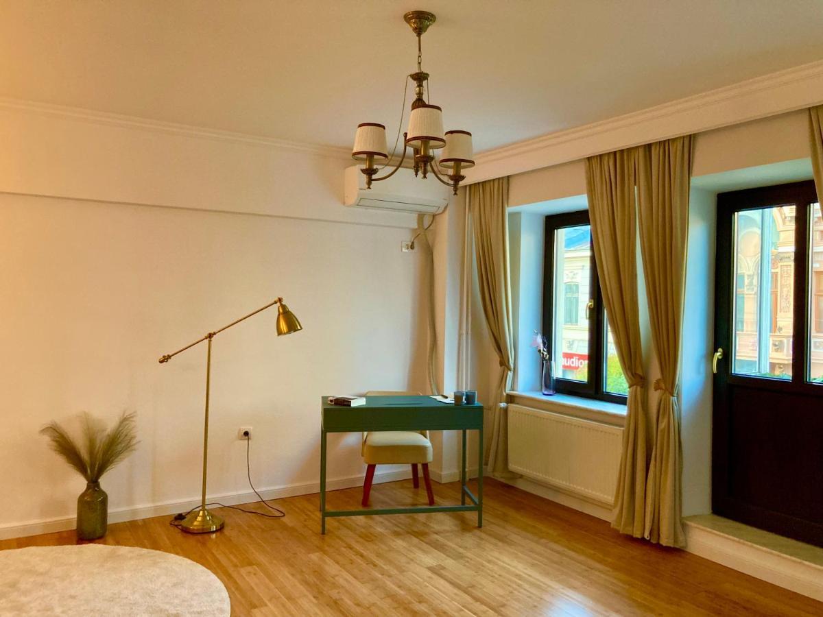 Chira Chiralina Classic Apartment Brăila エクステリア 写真