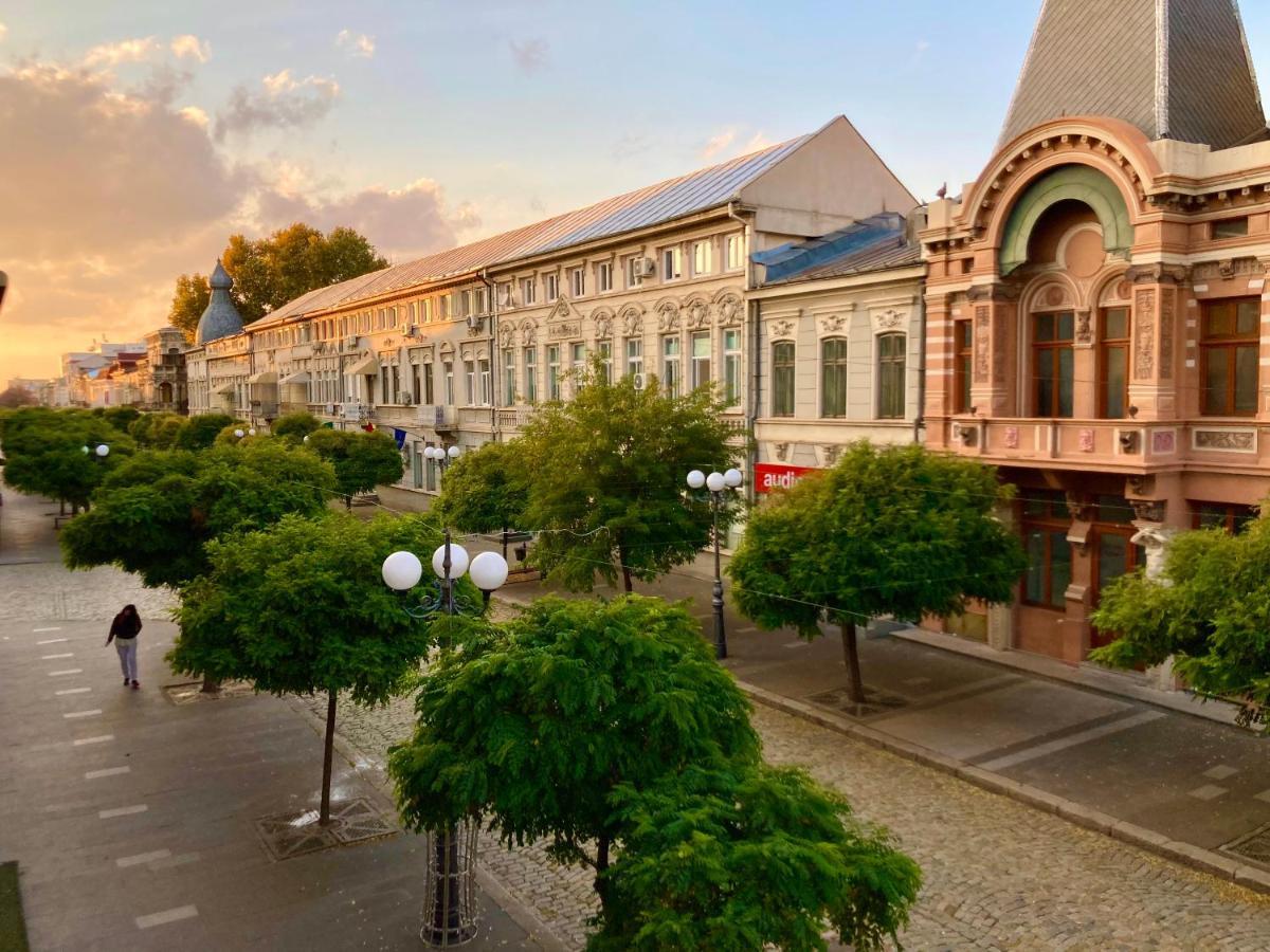 Chira Chiralina Classic Apartment Brăila エクステリア 写真